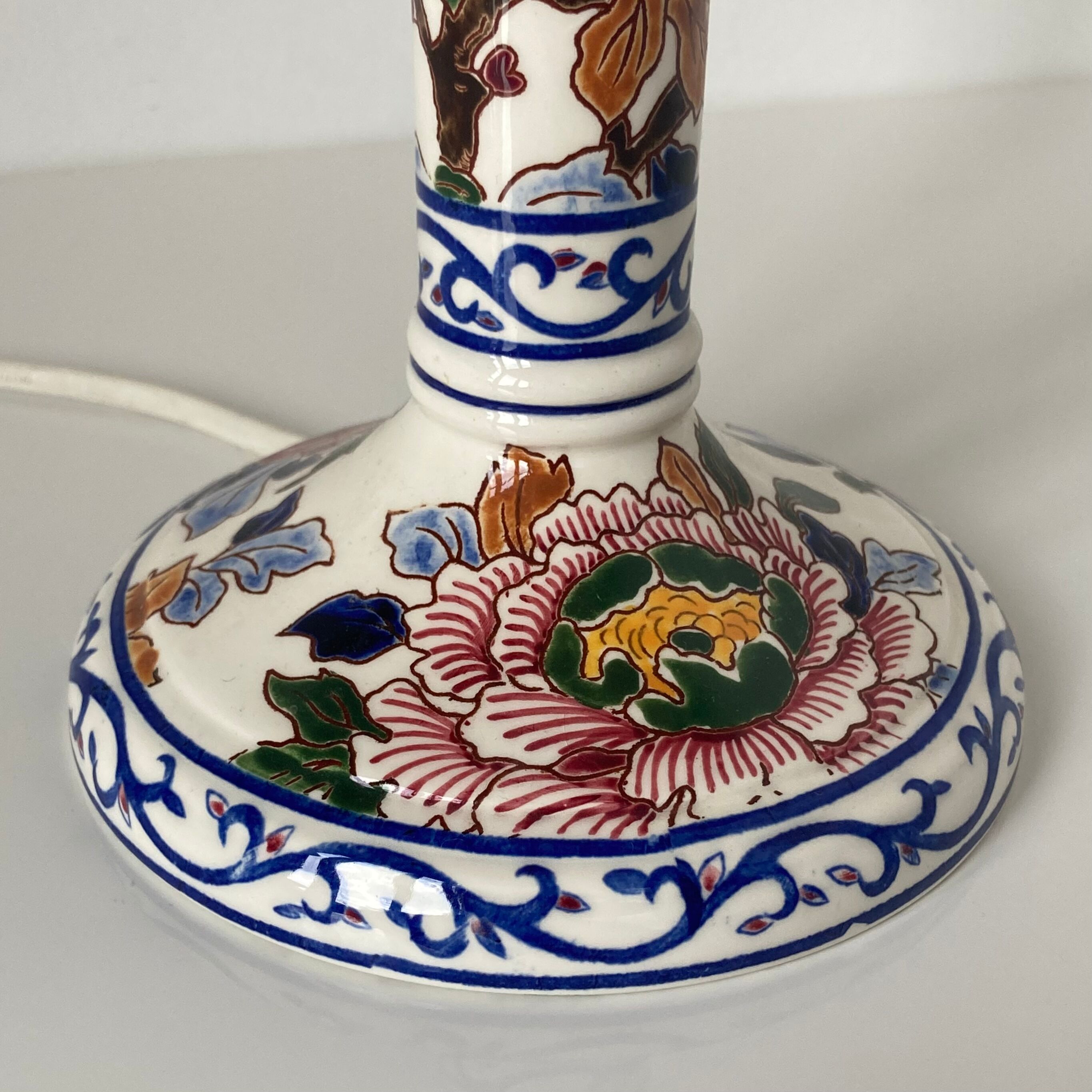 Pairs of lamps in fine Gien earthenware decorated by hand