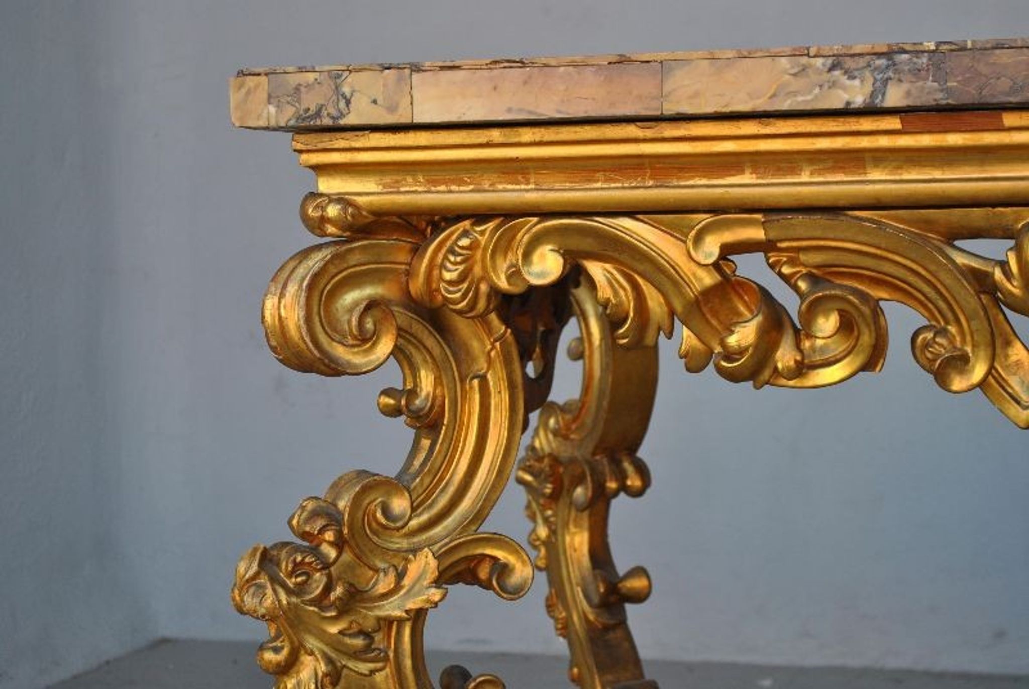 Rococo console Golden wood Roman marble XVII