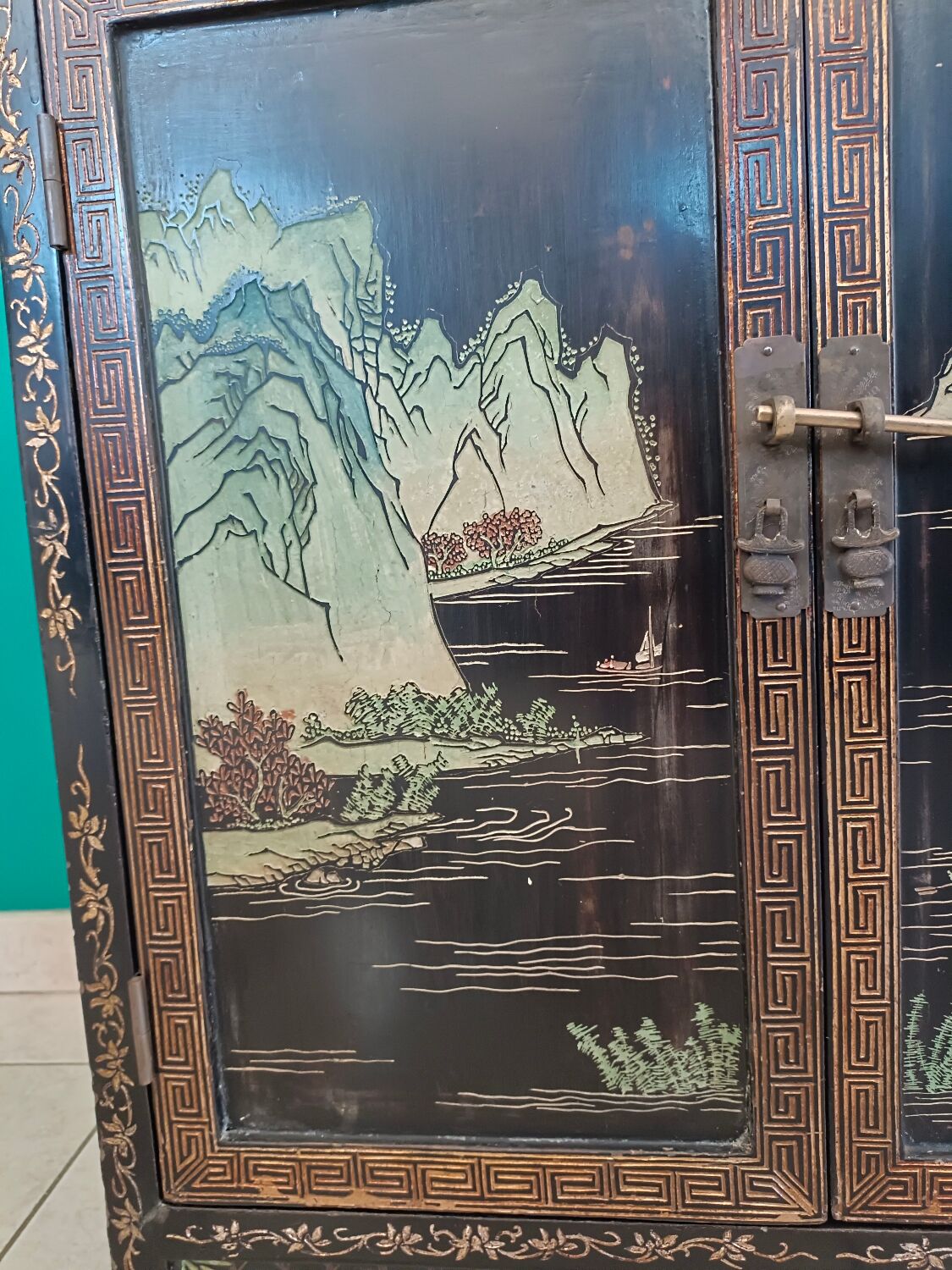 Black lacquered Chinese sideboard