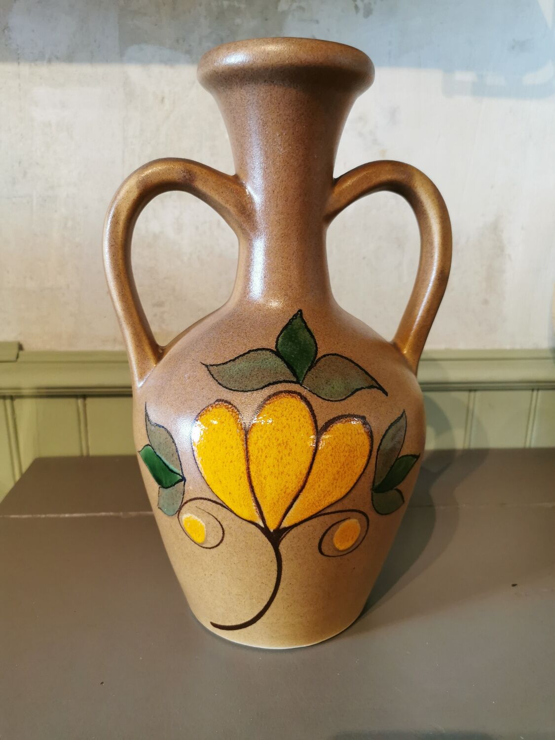 Vintage vase Lezignan