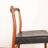 2 chaises Danoises en Teck et Skaï par Lyngfeldt Larsen 1960.