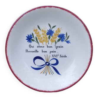 Old Gien flat plate with popular Maxime