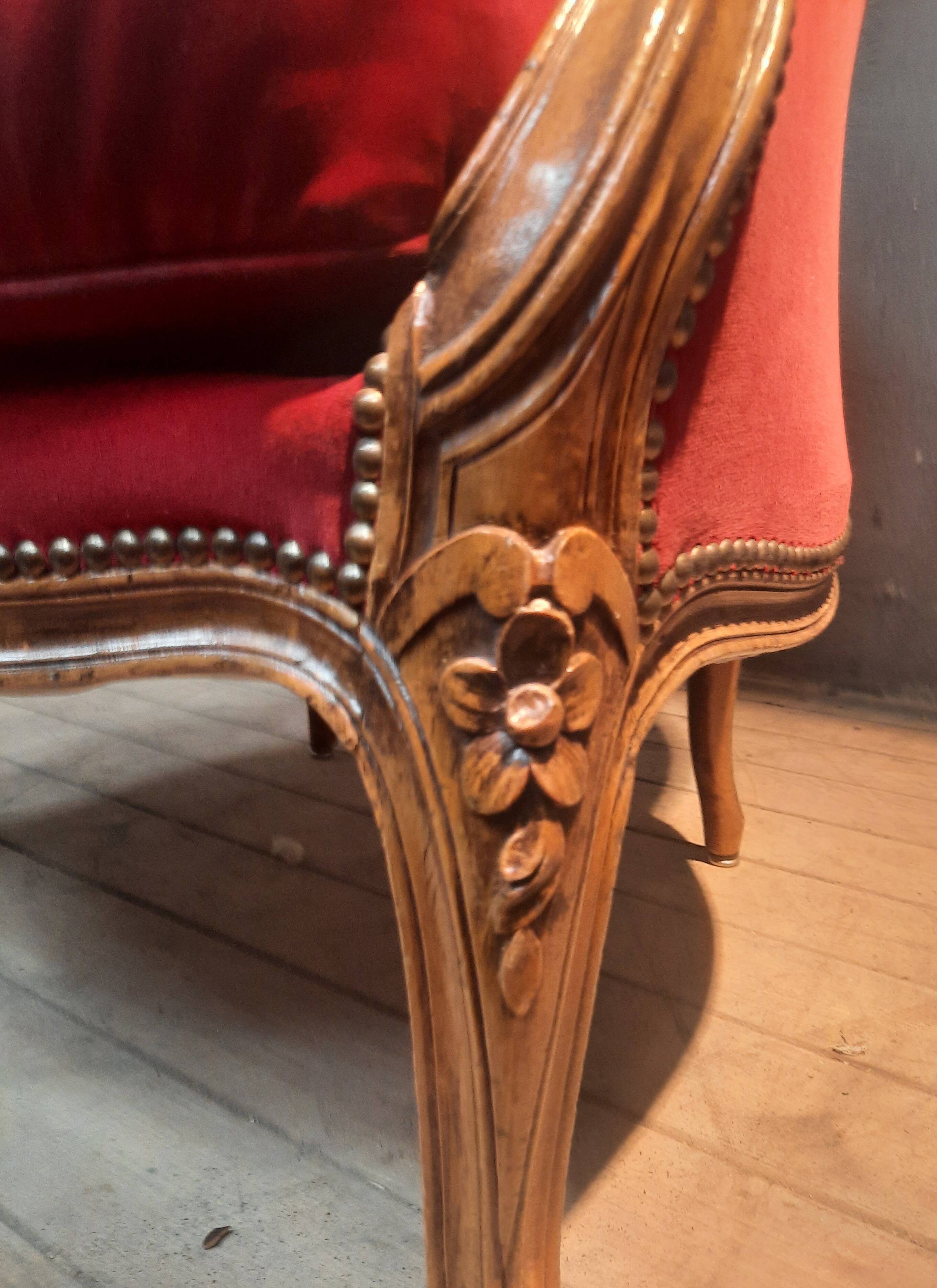 Large Louis XV style bergere chair in red velvet