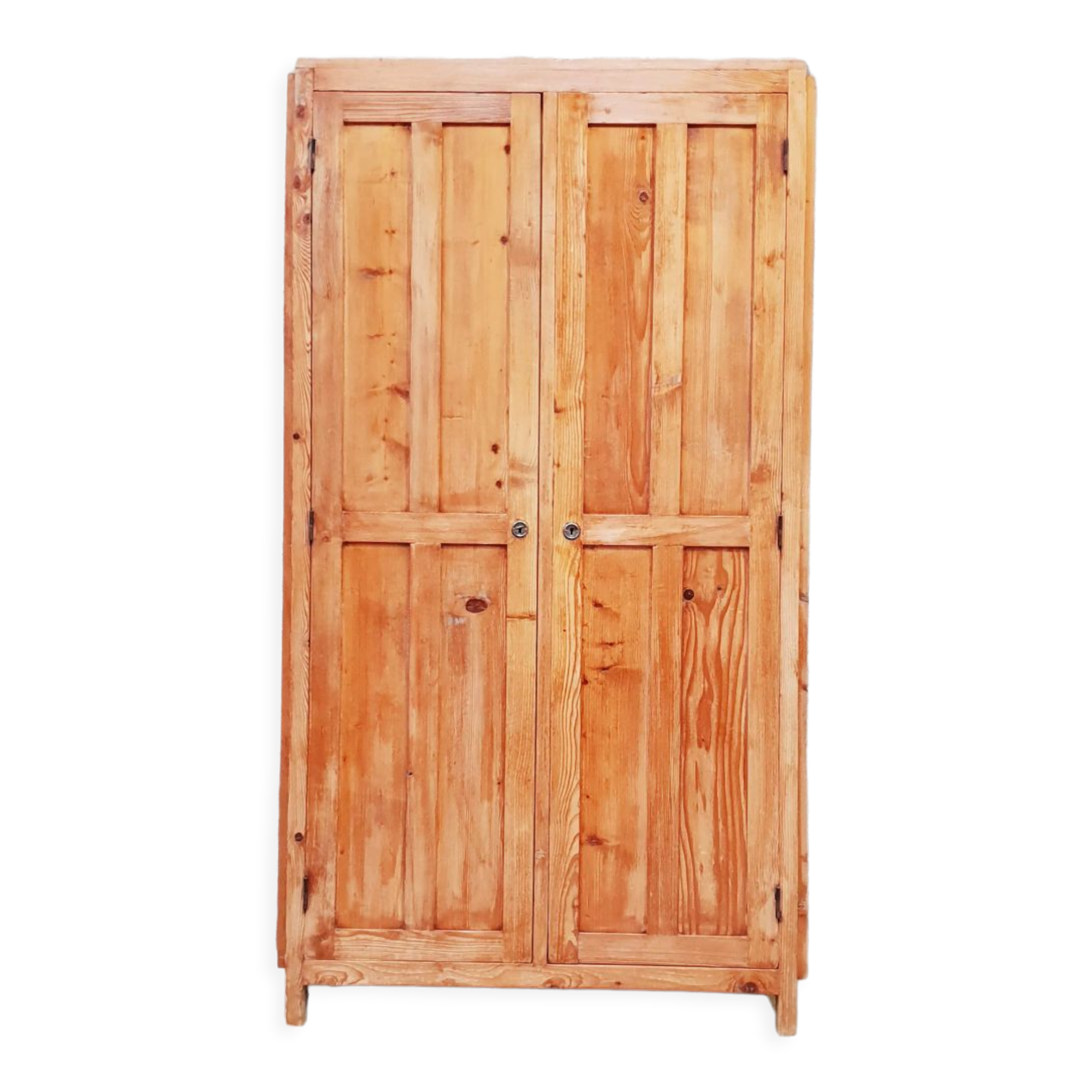 Vintage Parisian wardrobe