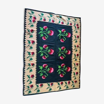 Tapis floral roumain tissé à la main en laine design bohème avec des fleurs 167x225cm