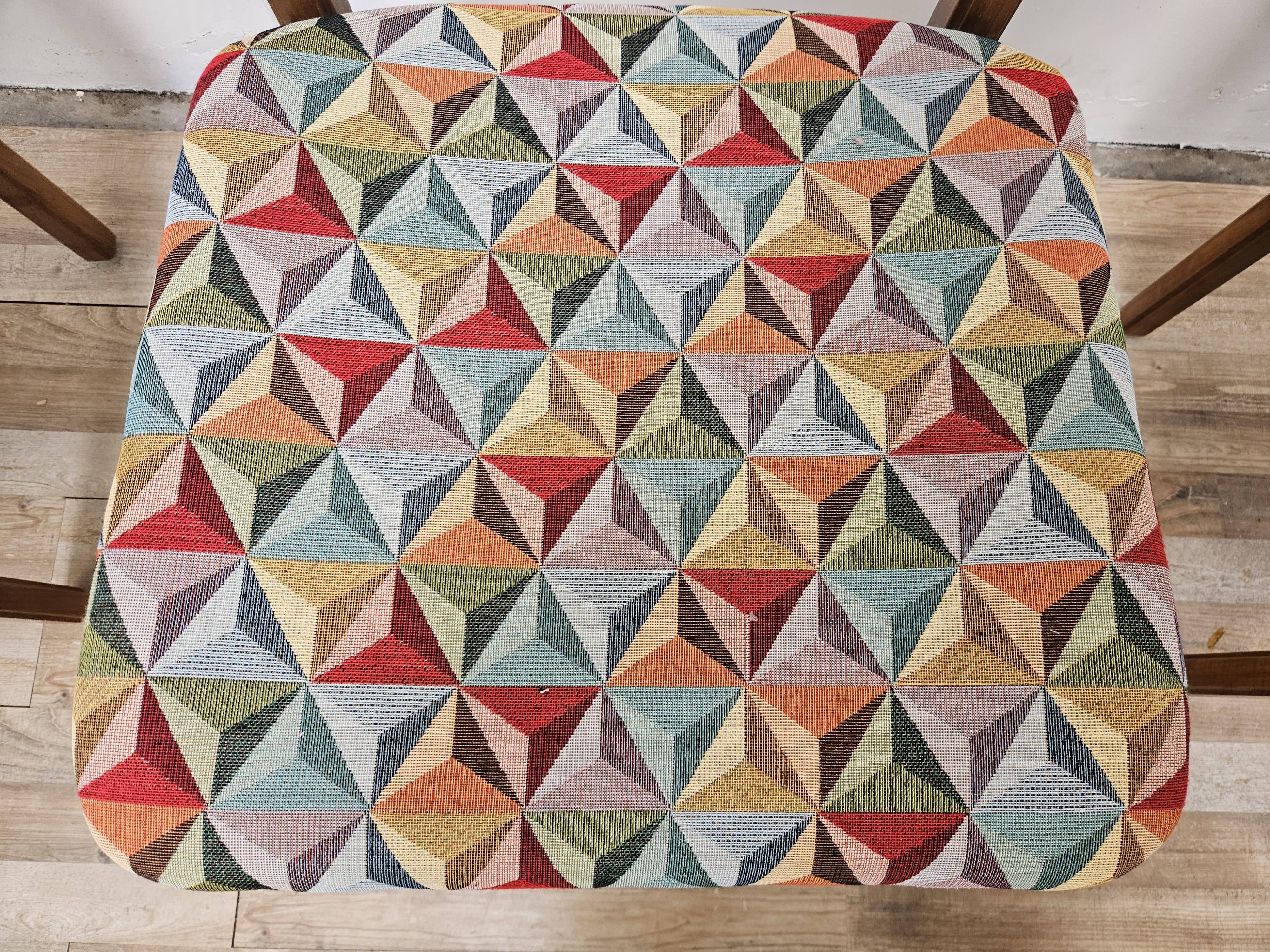 Chaises de salle à manger en hêtre des années 1950 avec assise géométrique