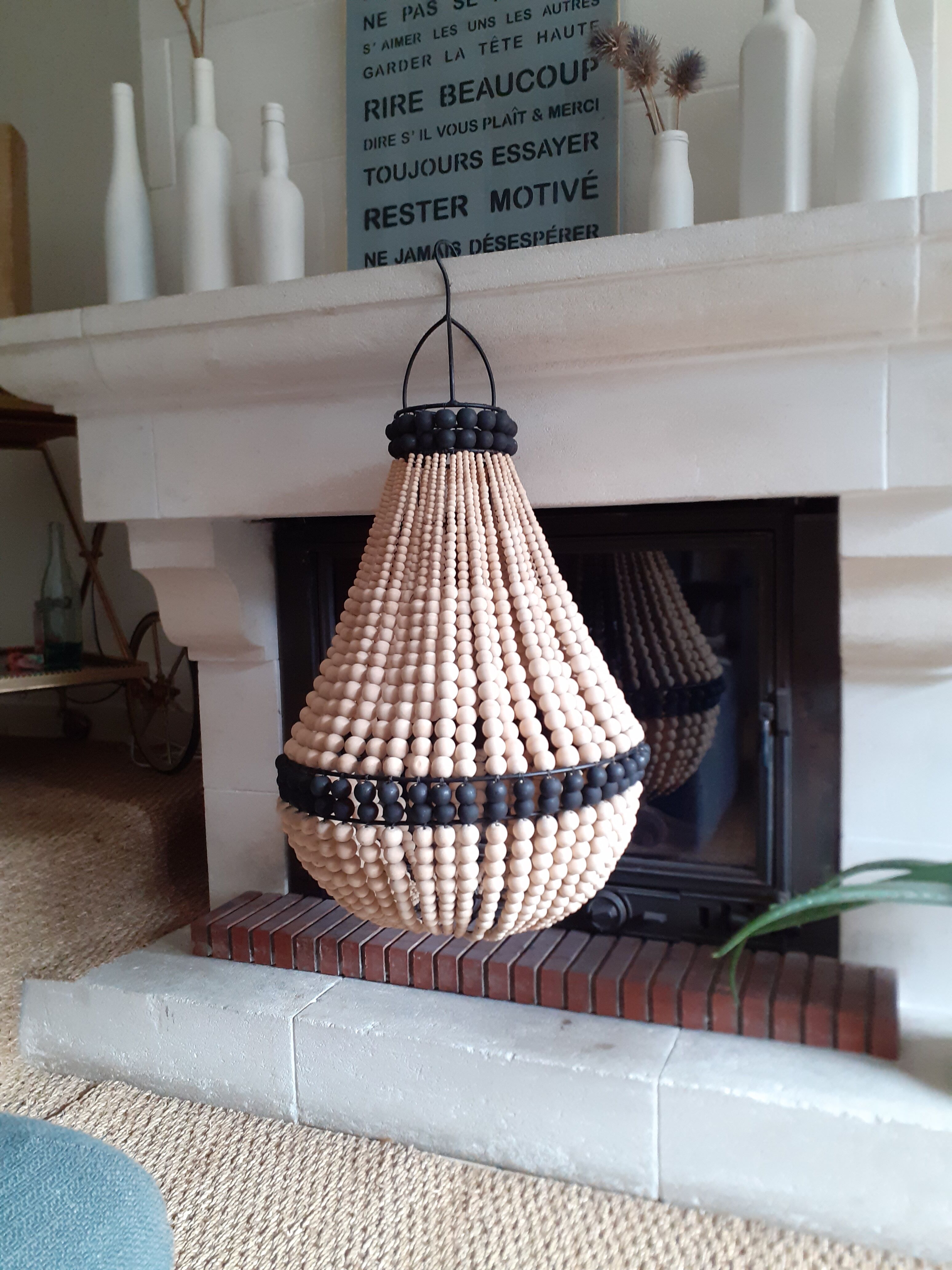 Suspension hot air balloon wooden beads