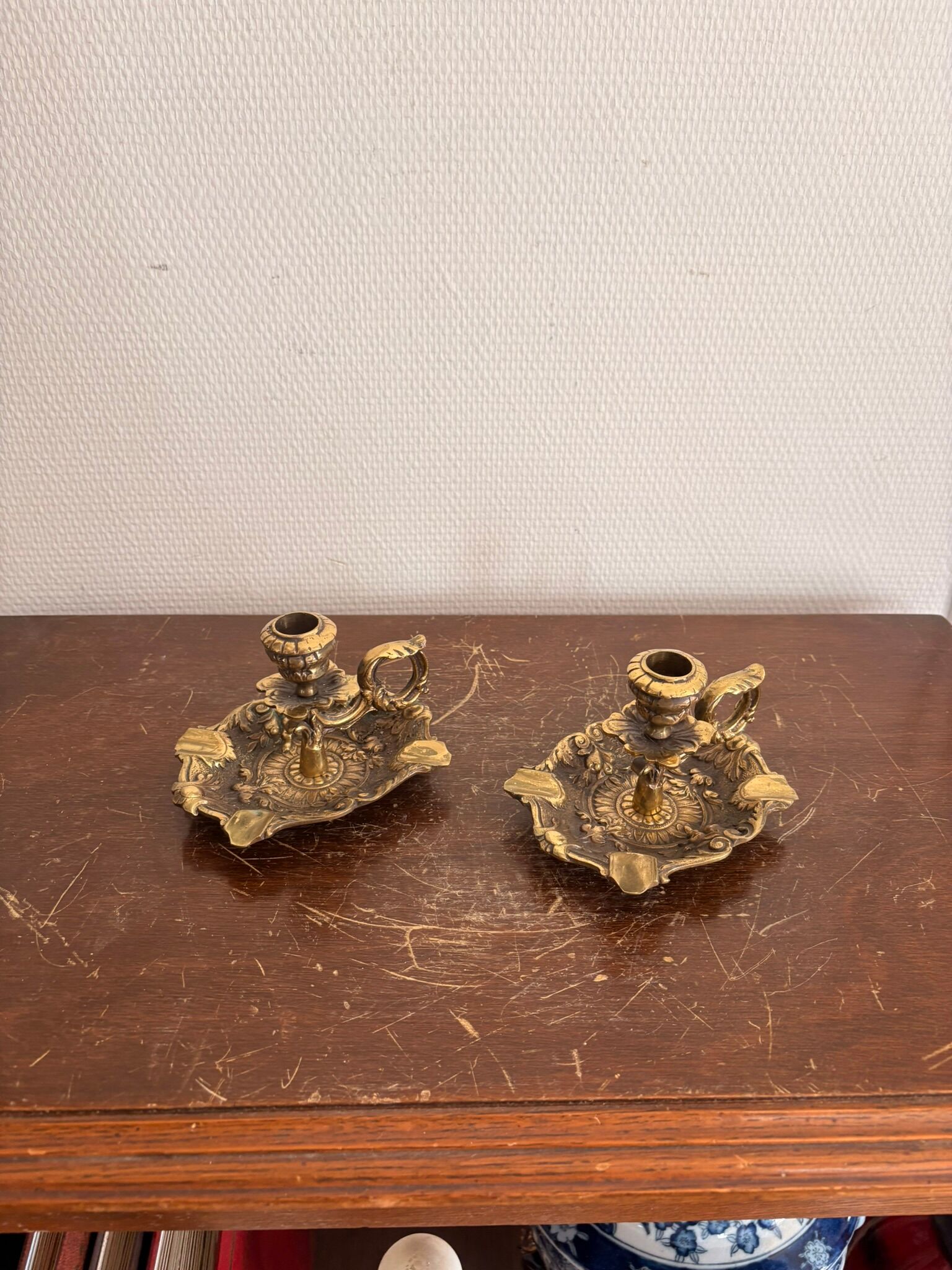 Paire Bougeoir Table Main Rat de cave Rococo Louis XV