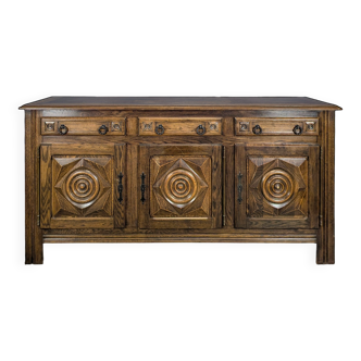 Buffet brutaliste dans l'esprit de Dudouyt