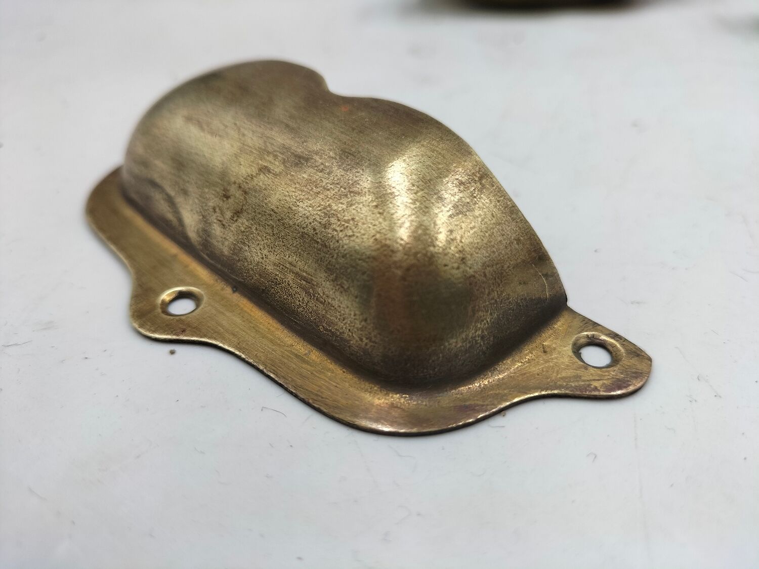 Shell handles