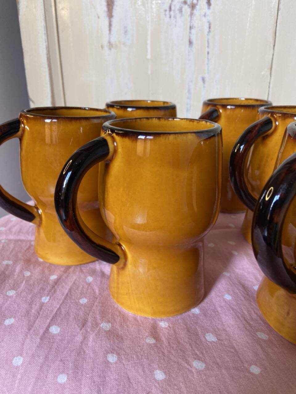 Vintage orange mugs 70s