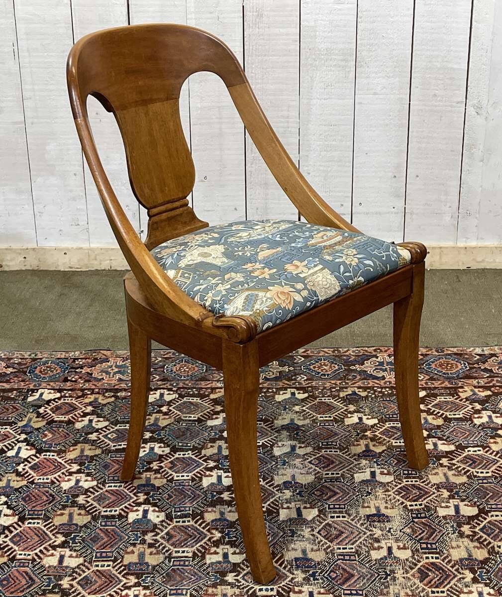 Set of 6 gondola chairs in blond mahogany - 20th century