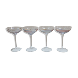 verres en cristal bariolés