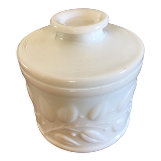 White opal pot, relief decoration, airtight cap