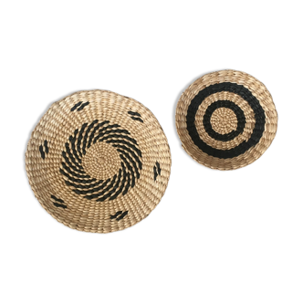 Duo of wall composition for wicker basket
