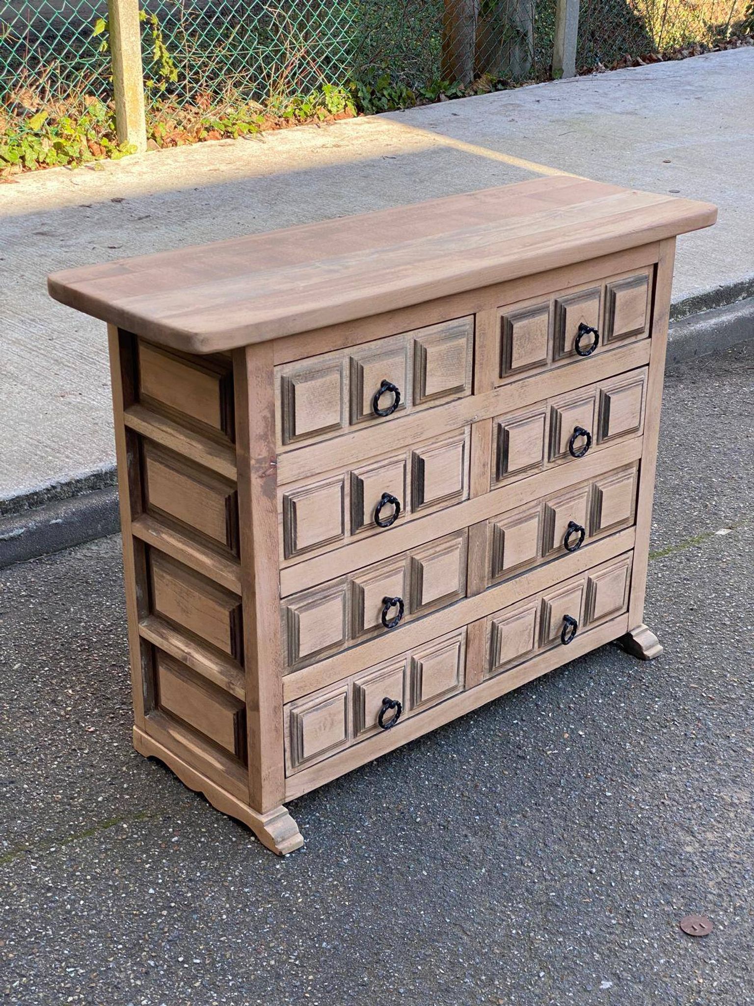 Commode espagnole rénovée en bois massif Navarro Argudo