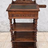 High Louis XIII writing desk in oak