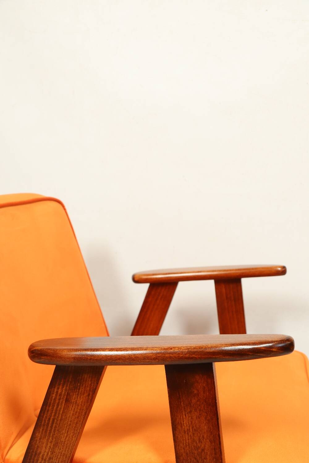 Scandinavian orange velvet armchair by Chierowski, 1962