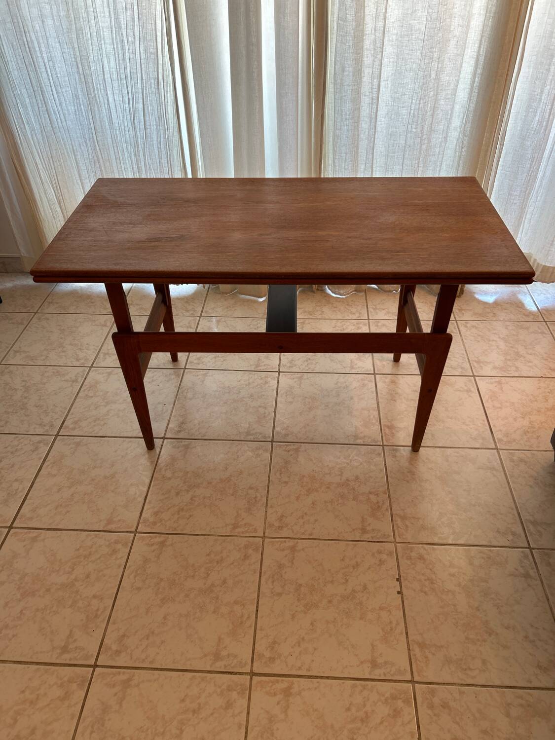 Kai Kistiansen Lifting Coffee Table