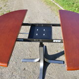 Lifting coffee table