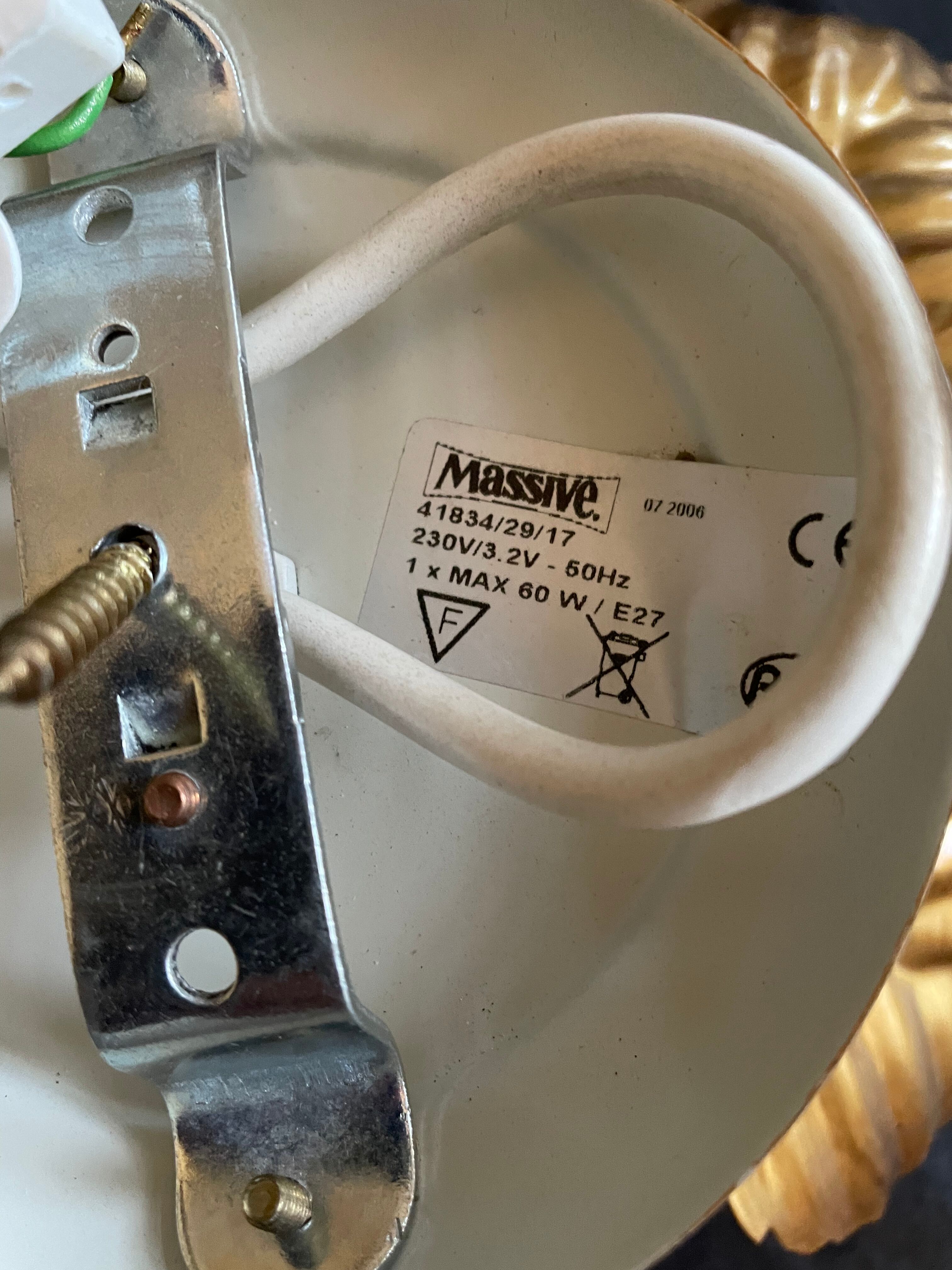 Wall lamp or ceiling lamp golden flower