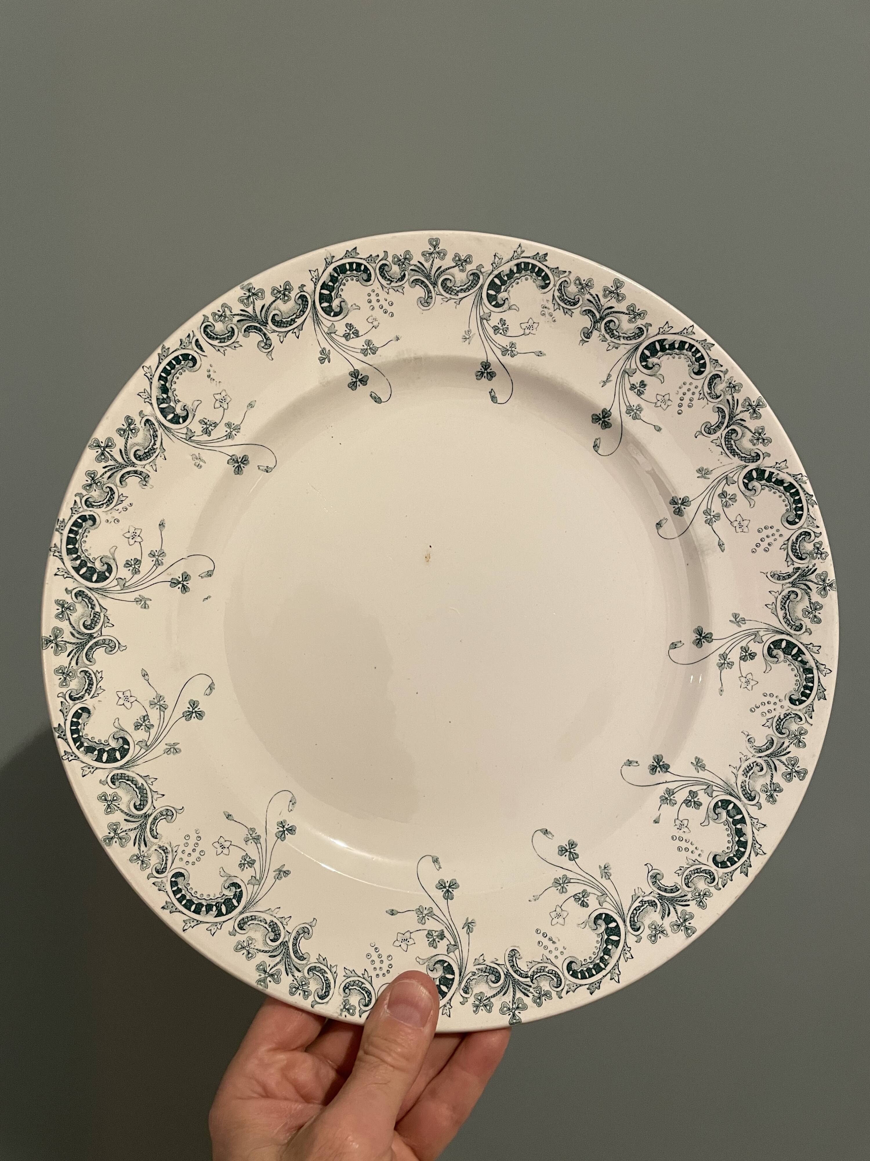 Set of two round dishes Iron Earth, Byzantine model