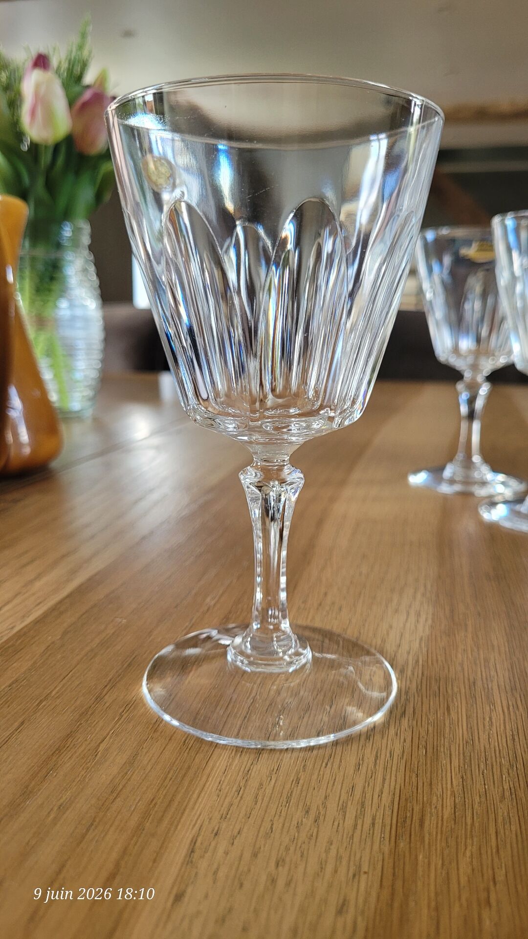 8 crystal stem glasses from Arcques