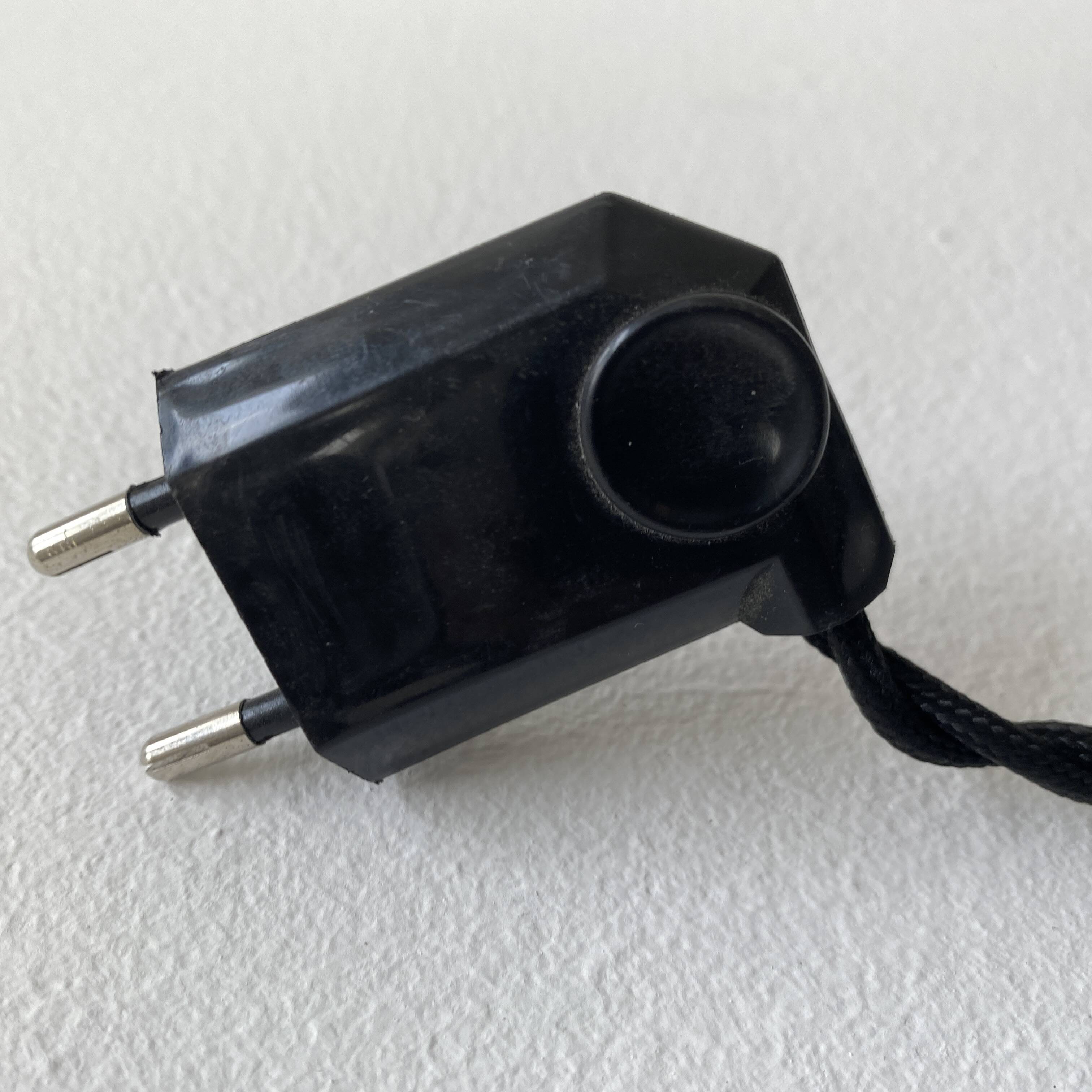 Old vintage desk lamp raise and lower