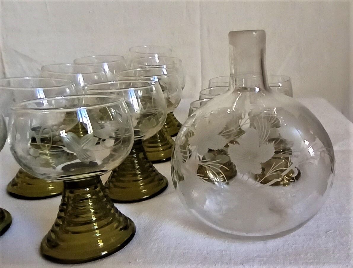 Wine service and liqueur Alsace 30 Glasses - carafe