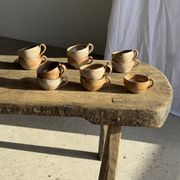 11 tasses à café vintage en grès mat brut