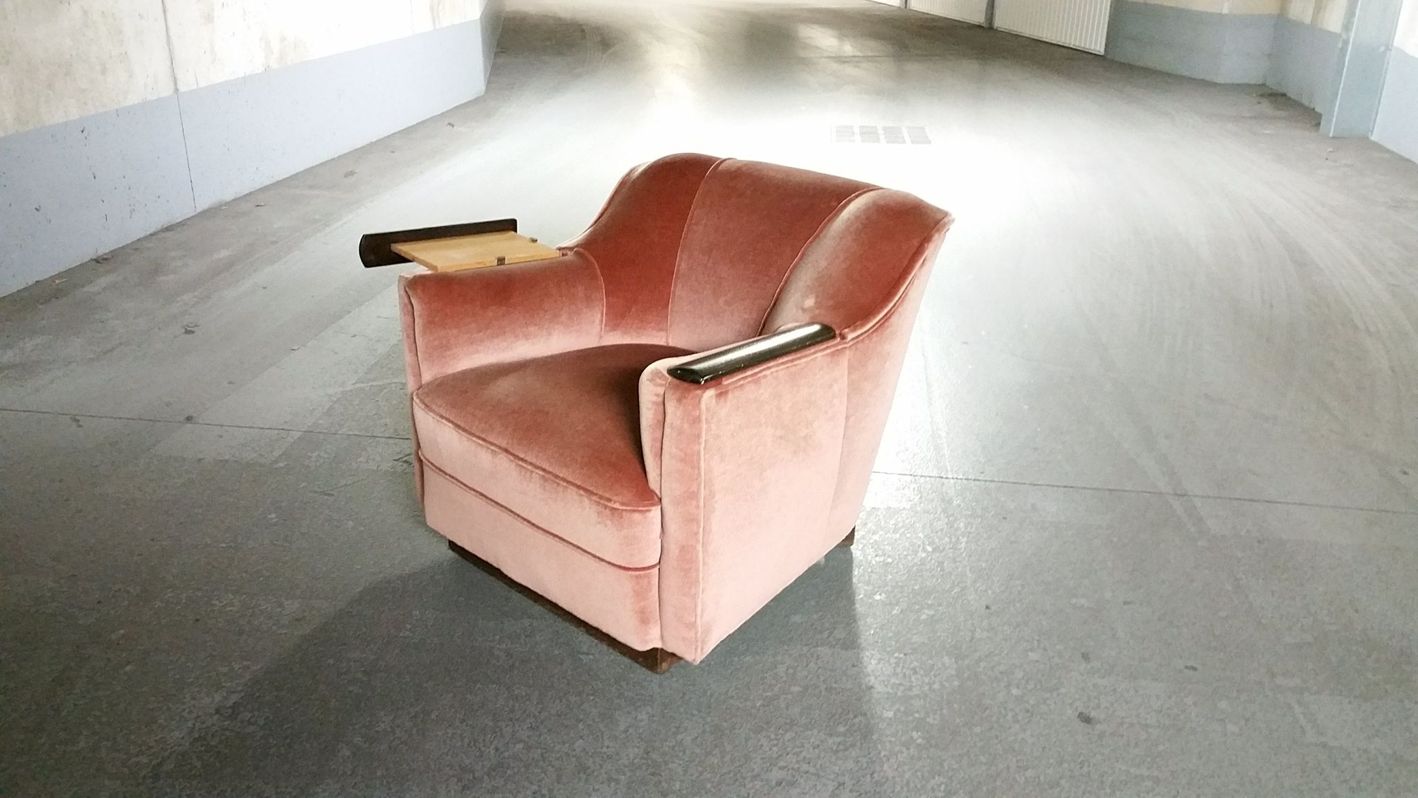 Fauteuil club art deco années 30/40 à système tablettes