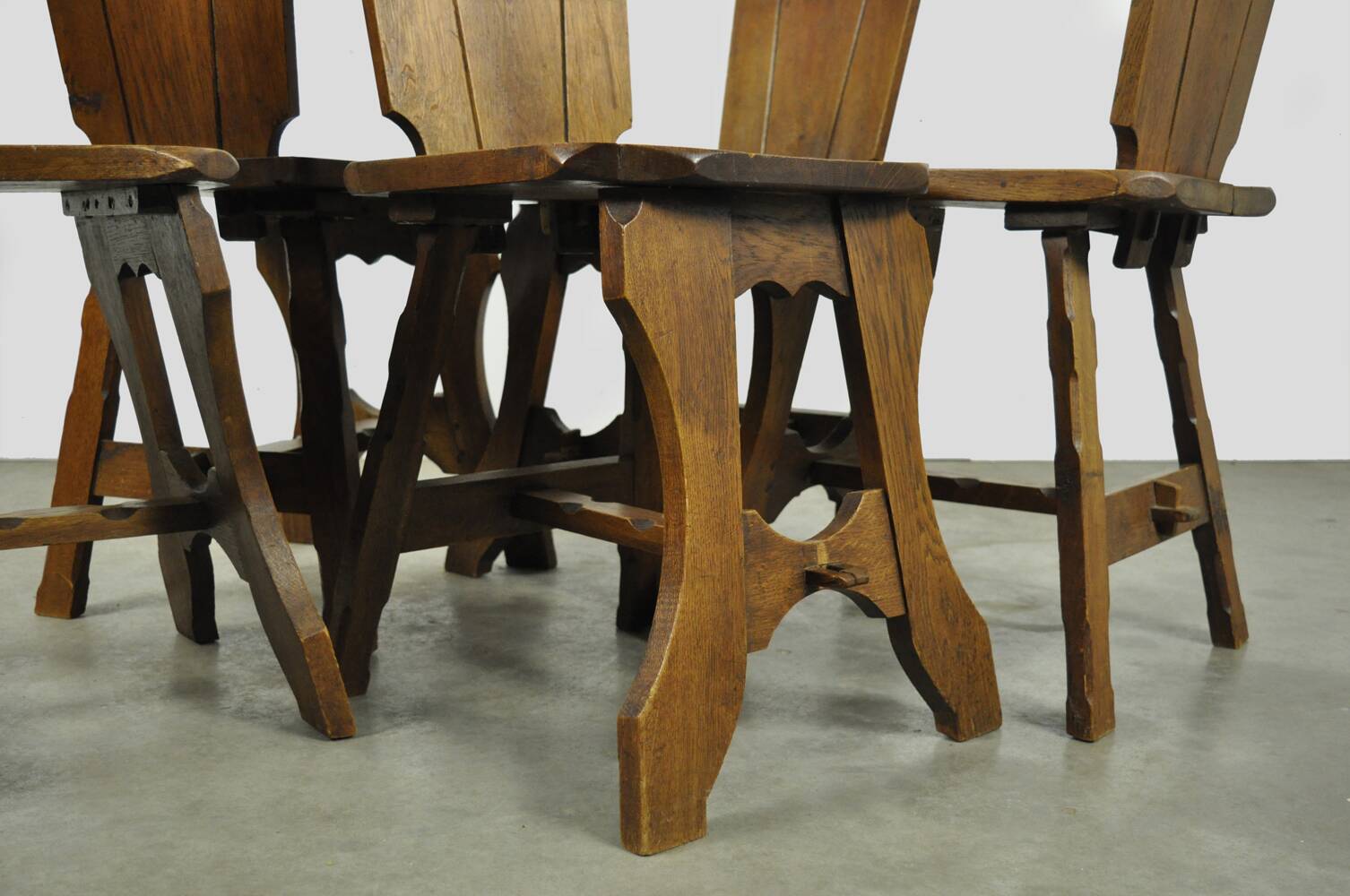 Vintage brutalist oak handmade farmhouse dining chairs, 1930s