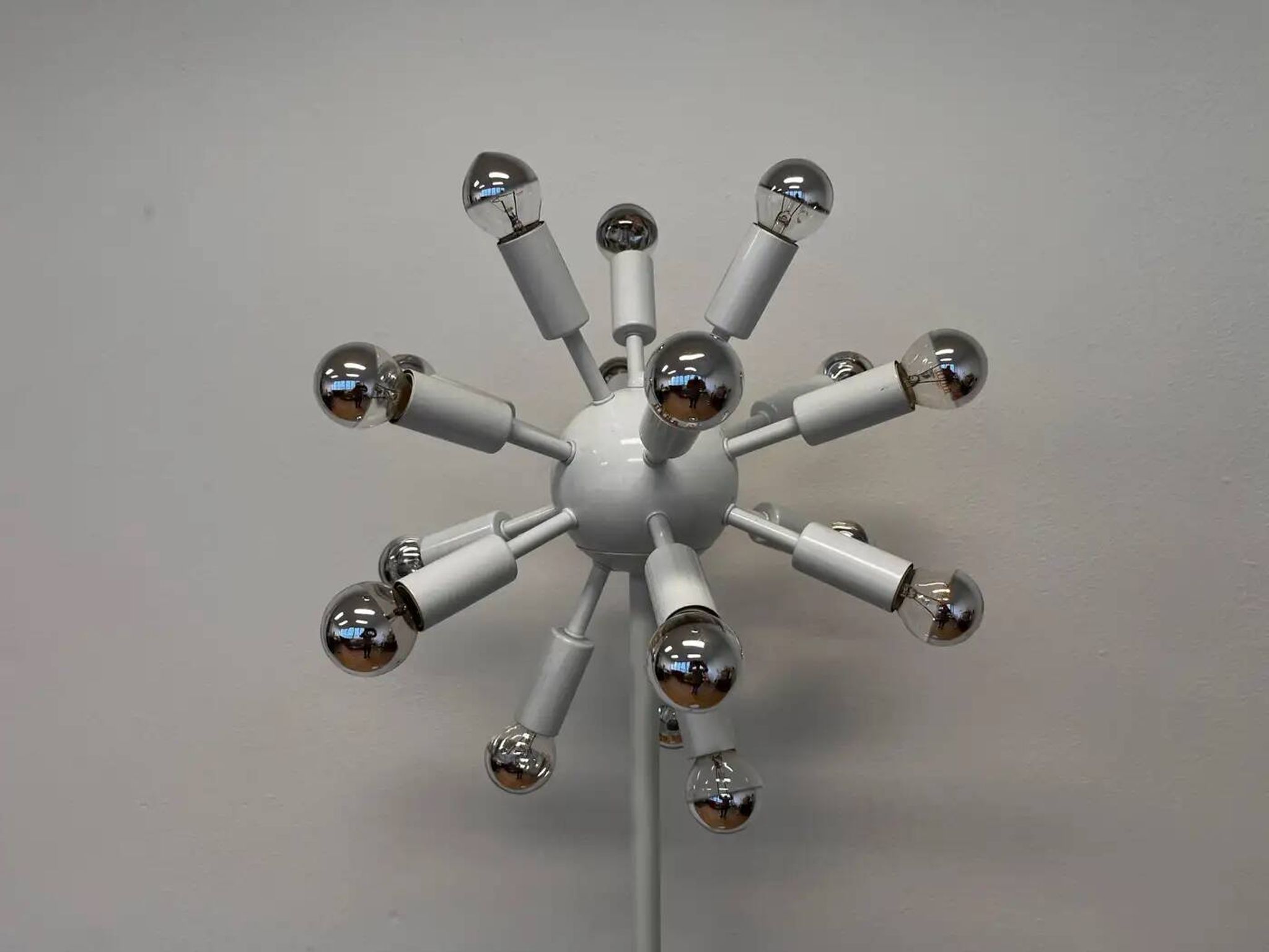 Rare mid-century white floor lamp Sputnik - Atom, around 1980s