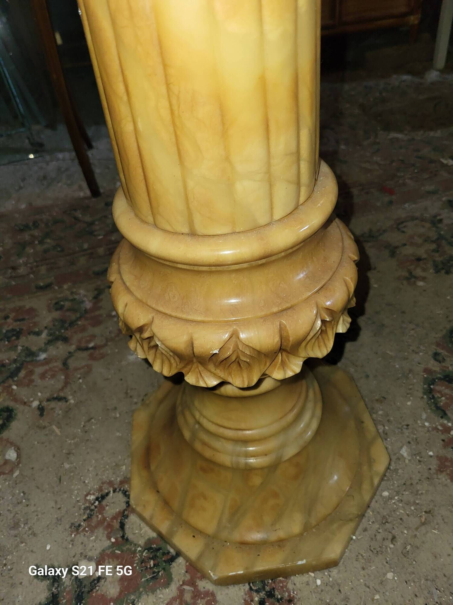 Colonne en pierre naturelle