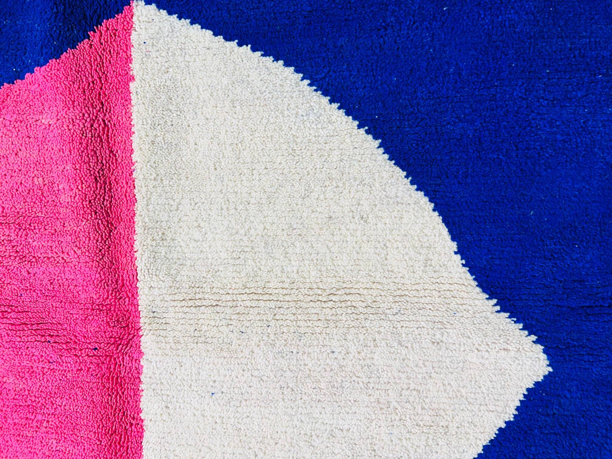 Moroccan rug in handmade wool 2.5 x 1.5 m