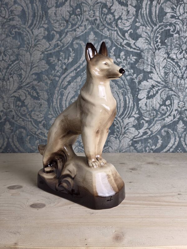 Chien de berger en porcelaine, grande sculpture décorative