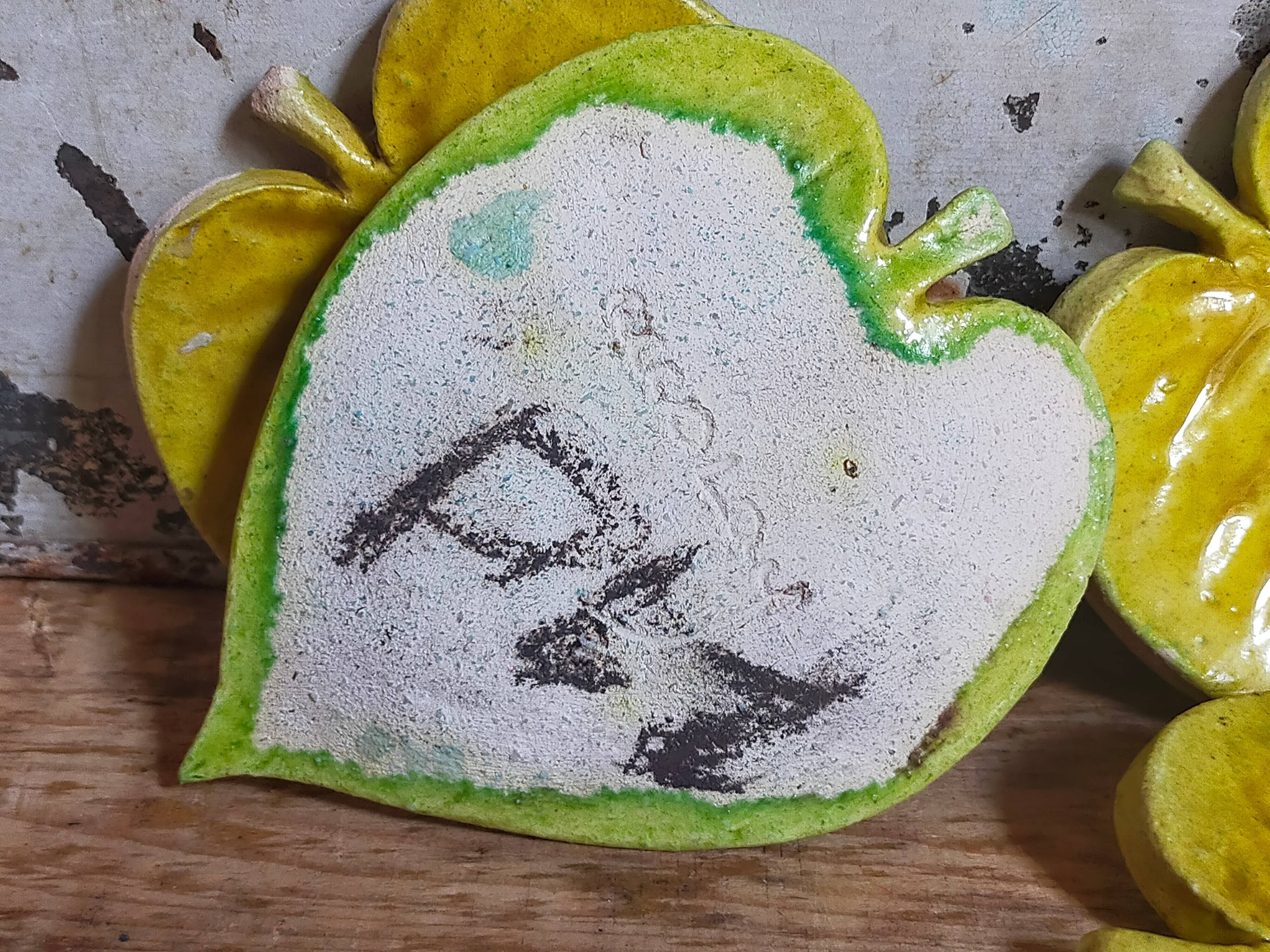 Four ceramic leaf cups from Les potiers d’Accolay