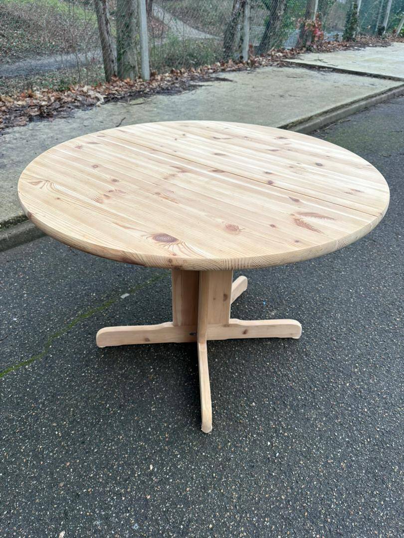 Round extendable dining table Rainer Daumiller for Hirtshals Sawaerk 145