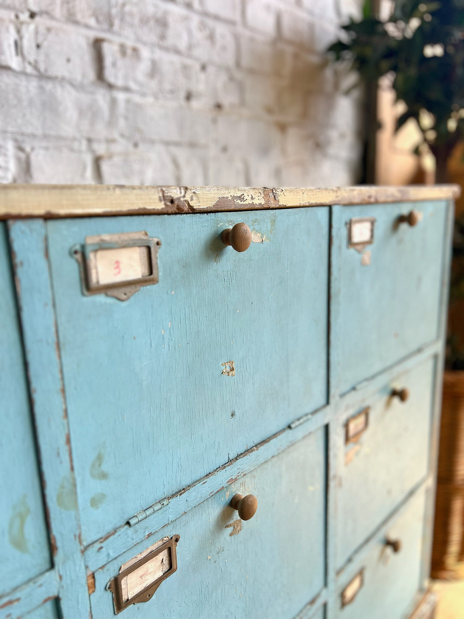 Old workshop cabinet with flaps, original patina.
