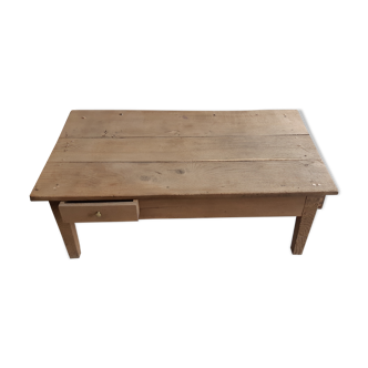 Coffee table in raw oak wood