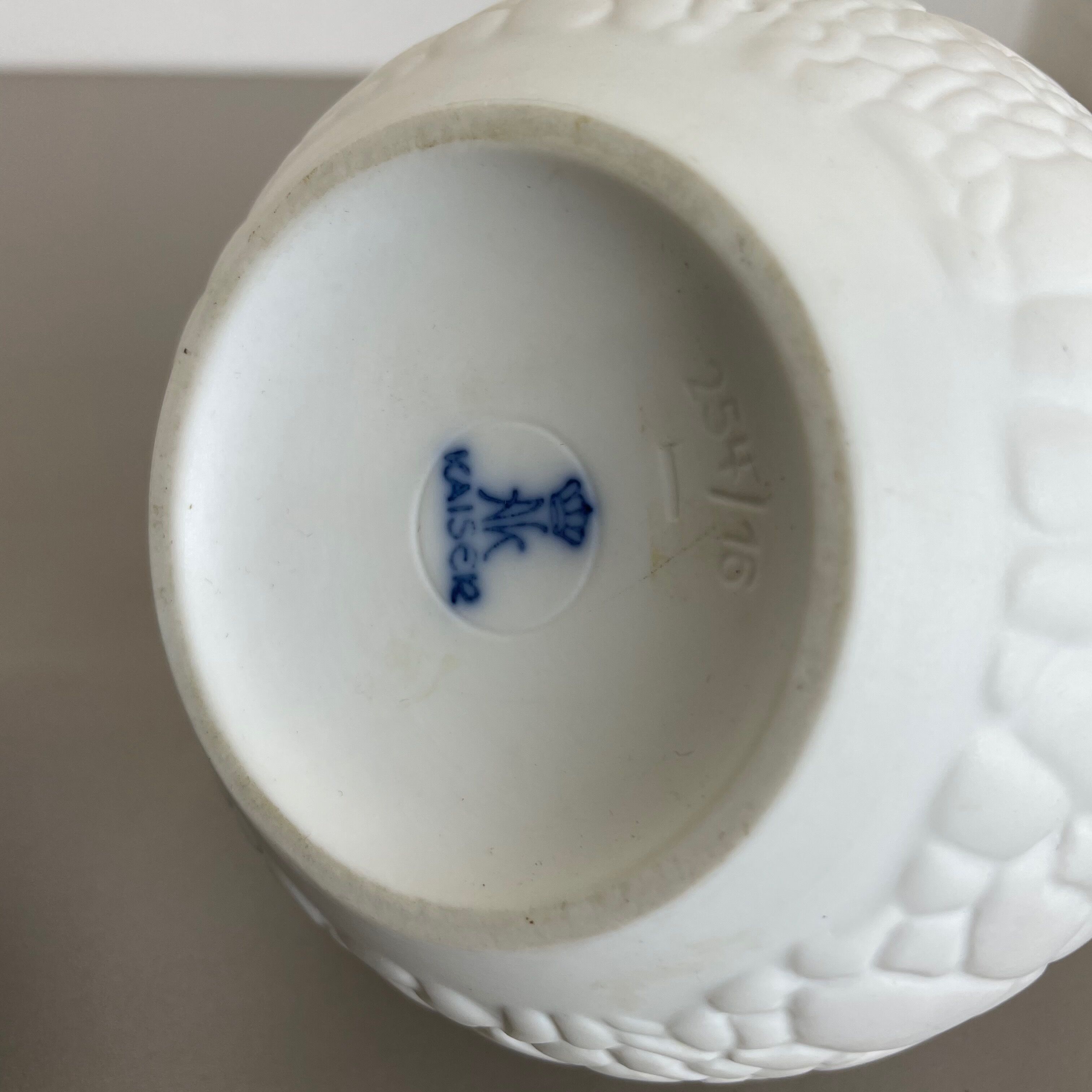 Set of 2 Original OP Art Biscuit Porcelain Vases by AK Kaiser, Germany, 1970s