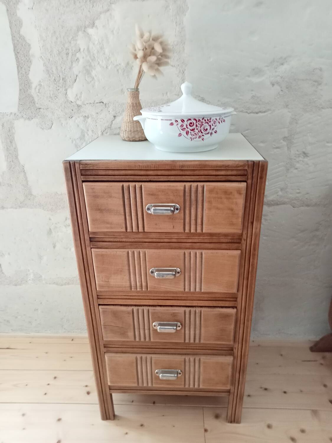 Art Deco chest of drawers