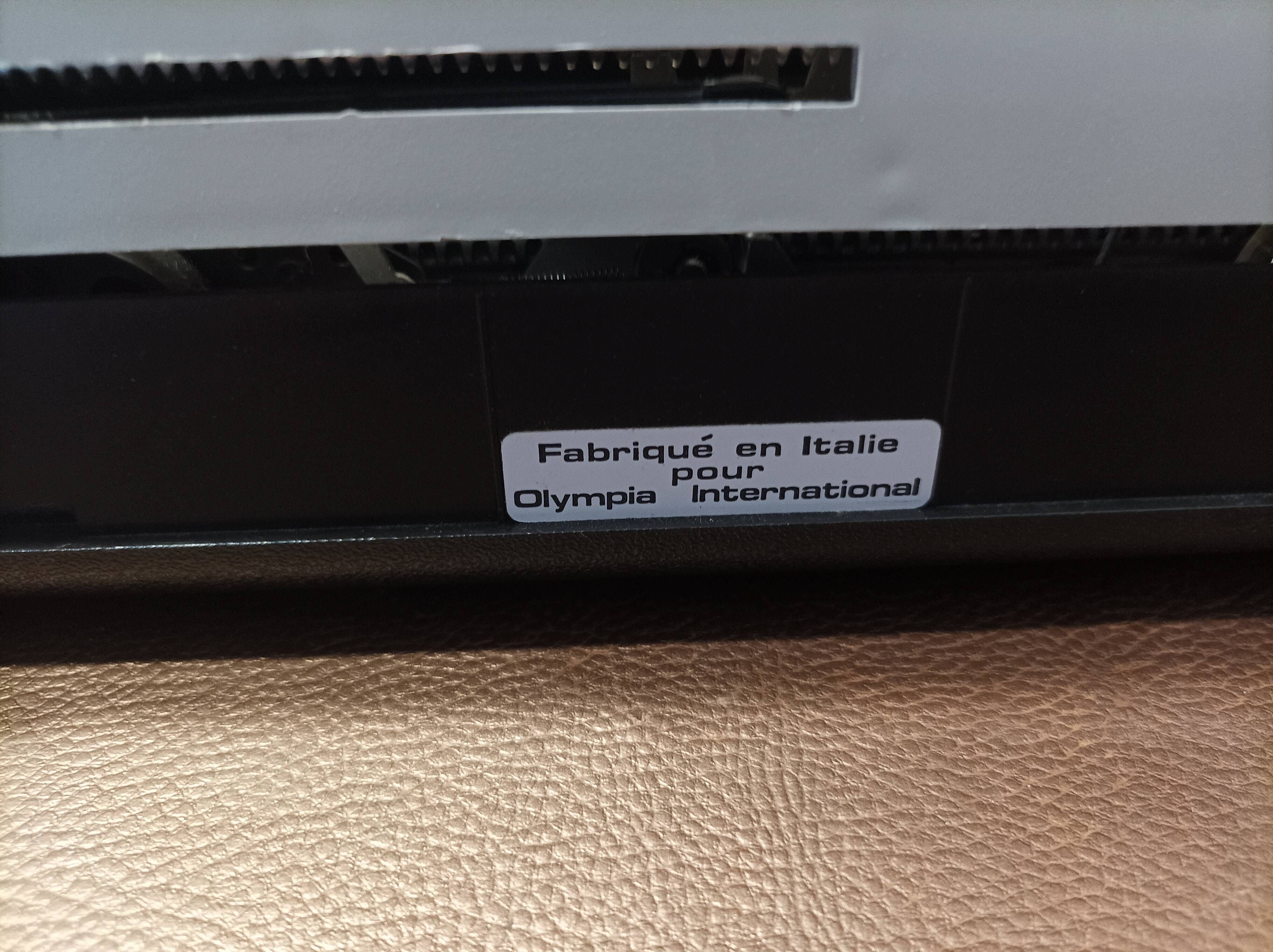 New Olympia Splendid typewriter