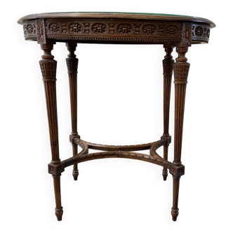 Table d'appoint raffinée