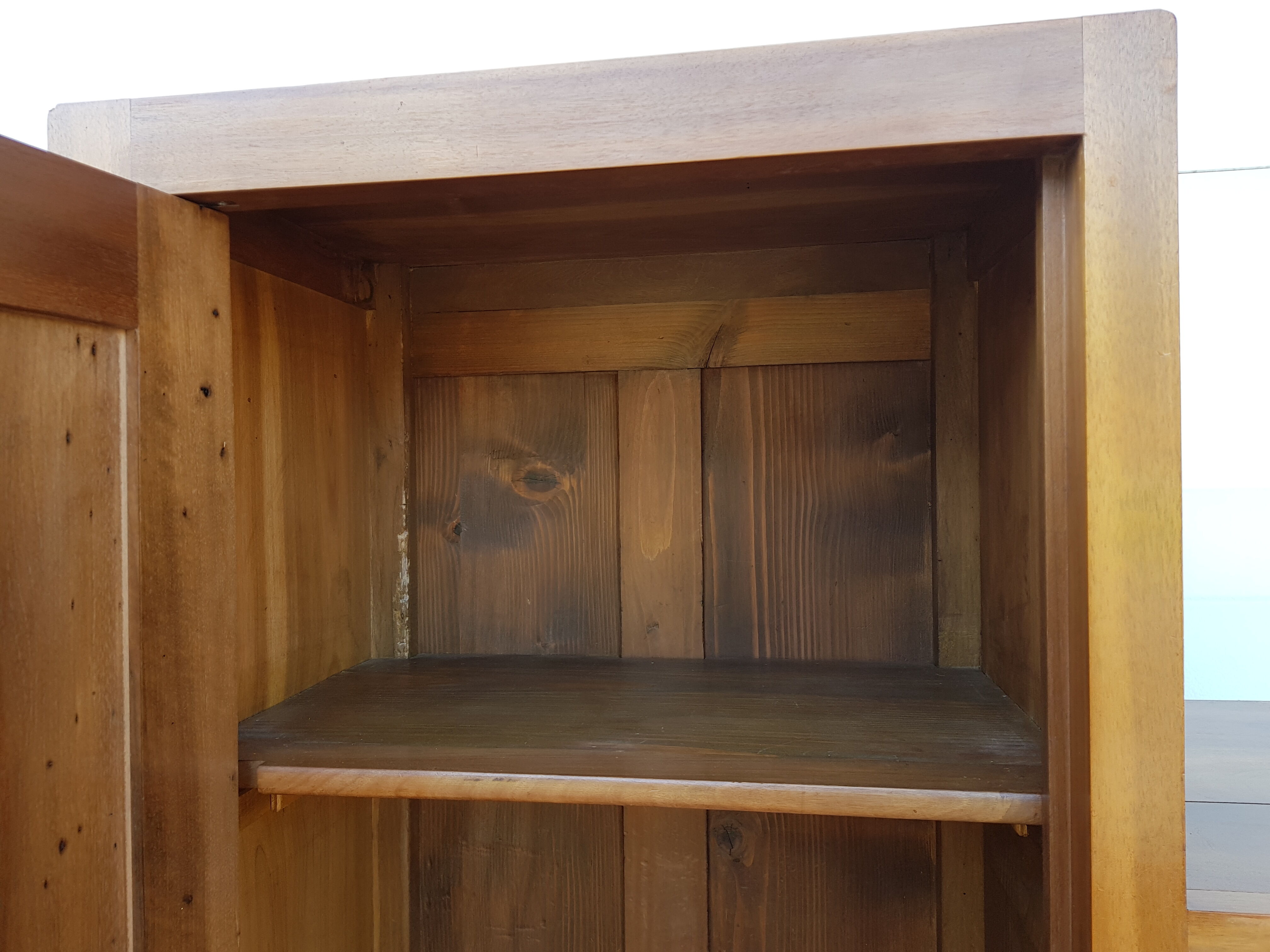 Asymmetric wardrobe fifties