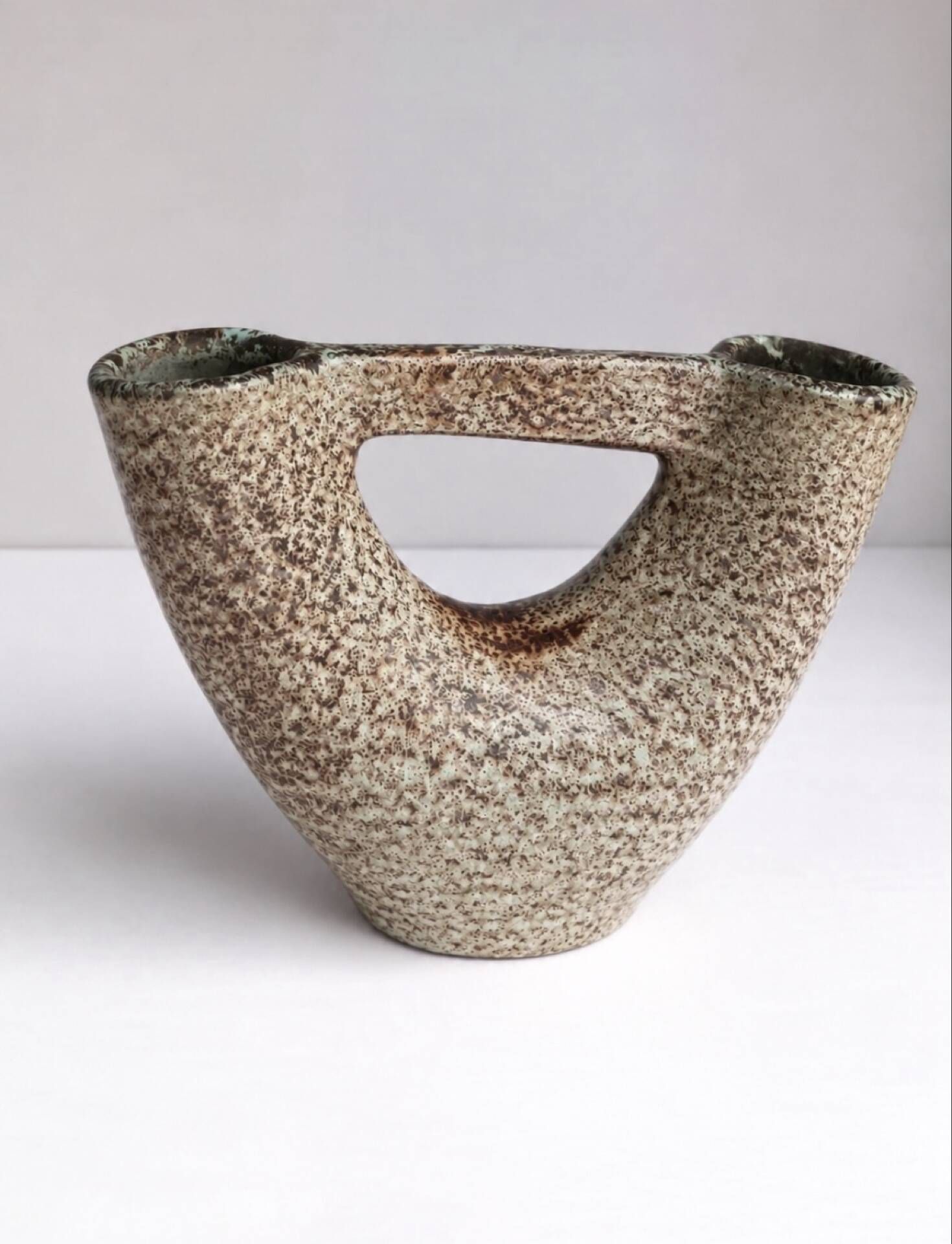 Sculptural double neck vase in stoneware - pottery of the great oak, Vallauris