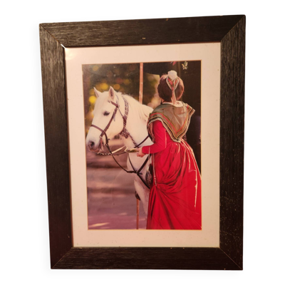 Photographie Arlésienne et cheval 1er Mai Gilles Martin-Raget