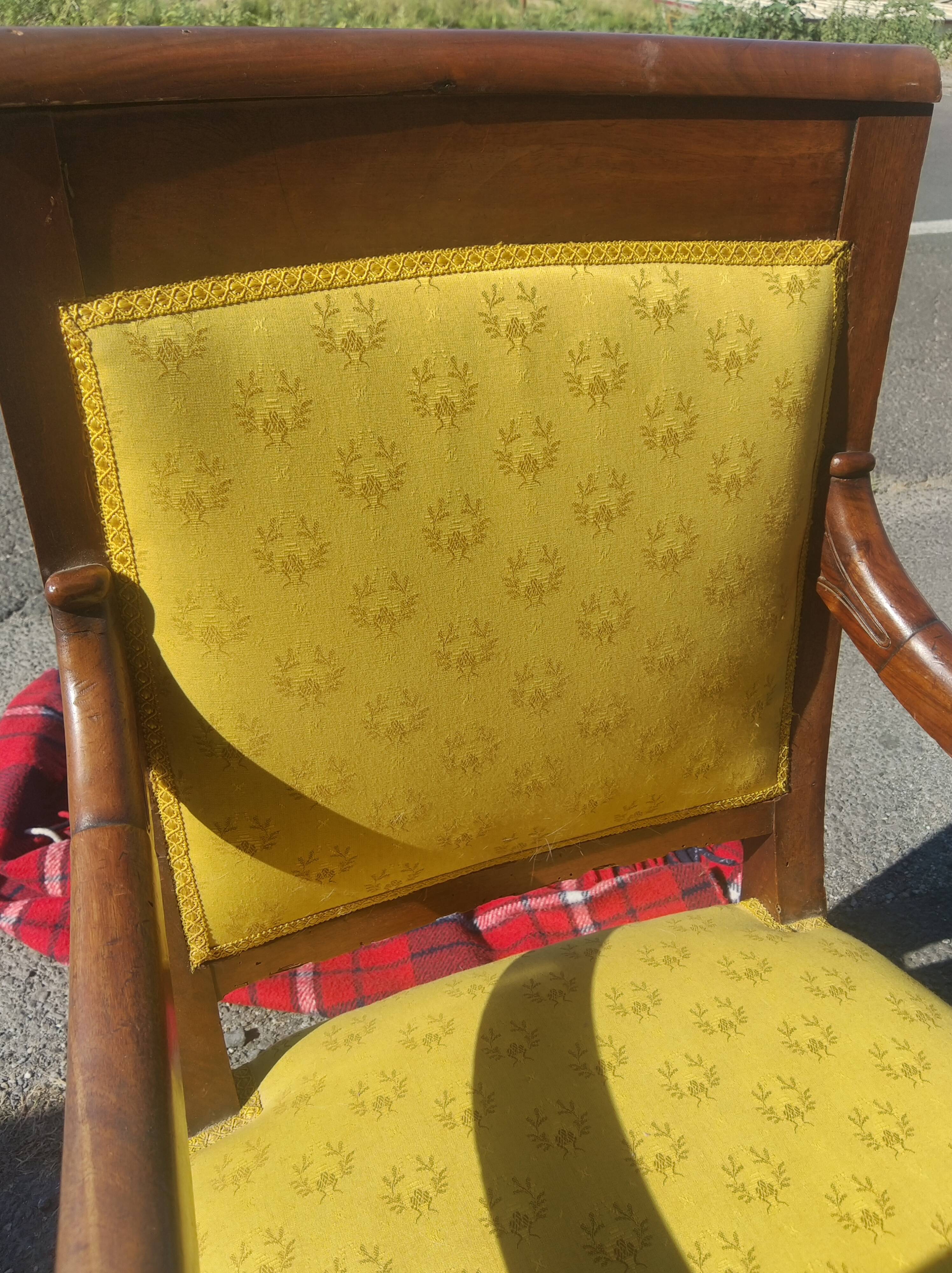 Pair of consulate era chairs in walnut