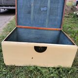 Storage box