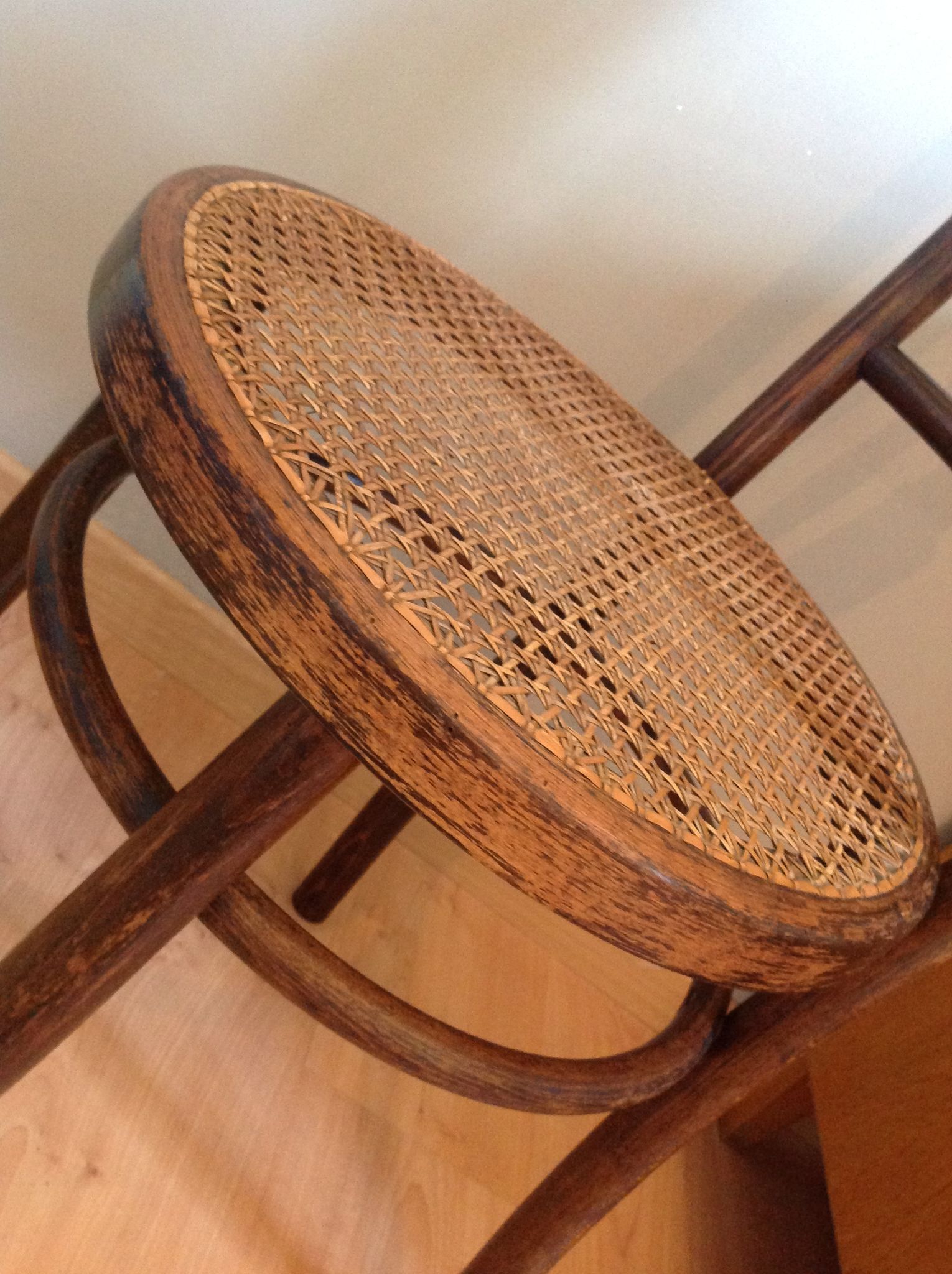 Chaise bistrot Fischel avec assise cannée vintage années 20/40